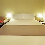 Ibis Dunkerque 3*