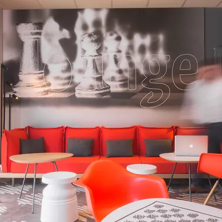 Ibis Dunkerque 3*