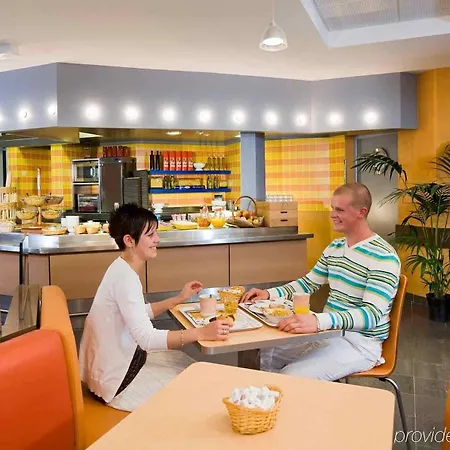 敦刻尔克宜必思酒店 3* 敦刻尔克